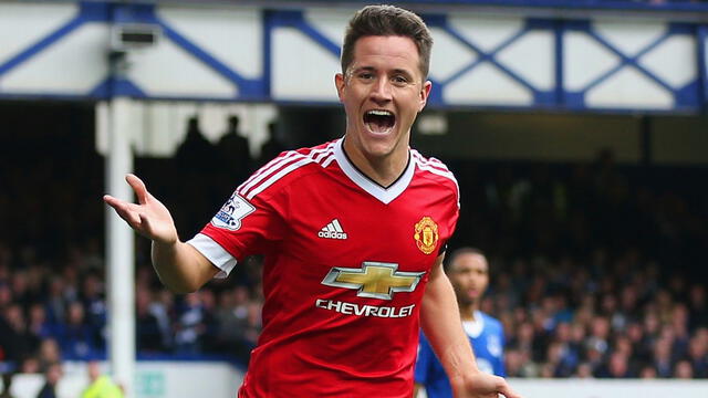  Ander Herrera se coronó como campeón de la FA Cup y Supercopa de Inglaterra con Manchester United. Foto: AFP   