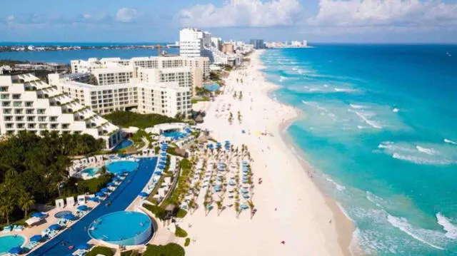 Cancún alberga algunos de los&nbsp;hoteles y resorts&nbsp;más lujosos del mundo, así como diversos restaurantes, bares y discotecas para todos los gustos. Foto: The Voyage Magazine.   