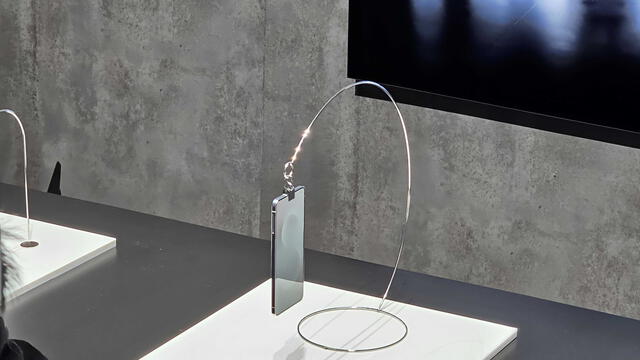 S25 Edge expuesto en el Galaxy Unpacked. Foto: Martin Reyes / La República 