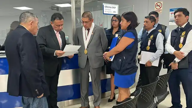 Ingreso de la Fiscalía a la sede de la ONPE