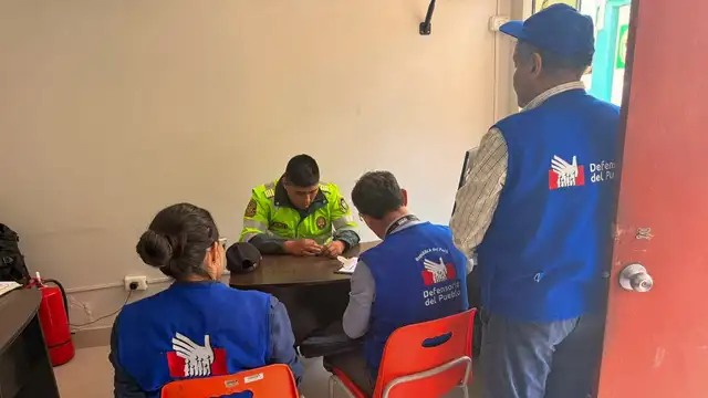 Defensoría del Pueblo acudió hasta dependencia policial.  