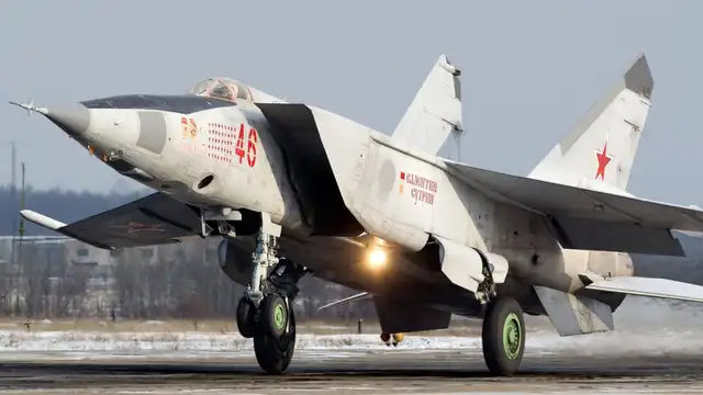 A Mach 3, la temperatura de la superficie del avión podía superar los 300 °C. Foto: Wikimedia A Mach 3, la temperatura de la superficie del avión podía superar los 300 °C. Foto: Wikimedia