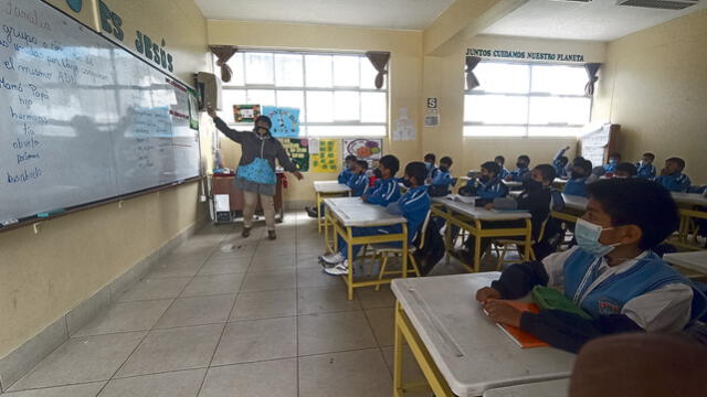 MÁS CANTIDAD. En el colegio emblemático Inca Garcilaso de la Vega de Cusco se permitirá 30 alumnos por salón. Antes el estudiantado se dividía en dos grupos.