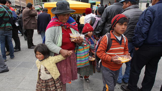 Bolivia es el país que menos redujo la pobreza, según la Cepal
