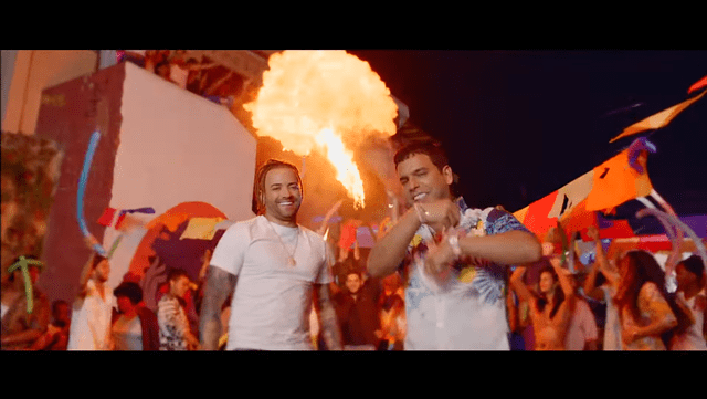 Tito El Bambino y Nacho en "La vida es una sola"