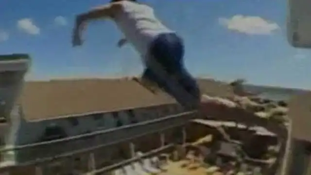 Balconing fulminante: el reto viral que ya ha cobrado una víctima mortal [VIDEO]