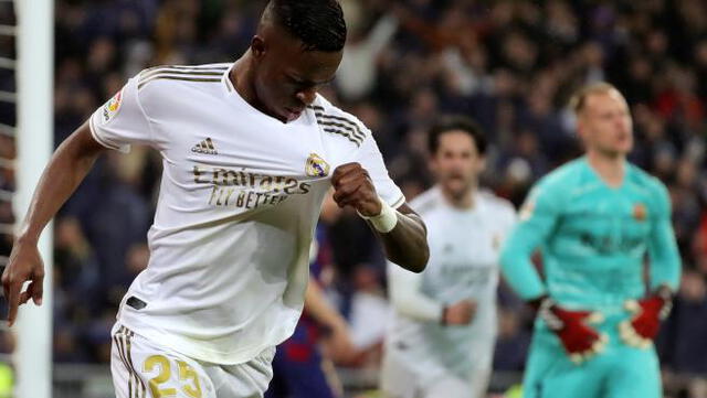 Vinícius Júnior puso el 1-0 ante el FC Barcelona en el Santiago Bernabéu