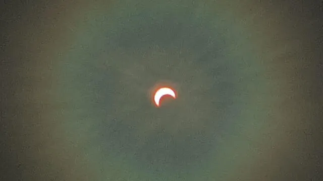 El eclipse en Venezuela se pudo visualizar entre las 2.30 y 3.00 p. m. Foto: 'X'   