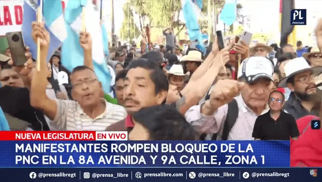  <a>Manifestantes avanzan hacia el congreso de Guatemala por tardanzas en la asunción de Arévalo</a>. Foto: La Prensa/captura 