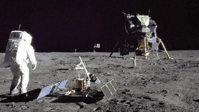 Neil Armstrong y Buzz Aldrin&nbsp;recolectaron muestras&nbsp;y colocaron cinco experimentos científicos&nbsp;durante su estancia en la Luna. Foto: NASA 