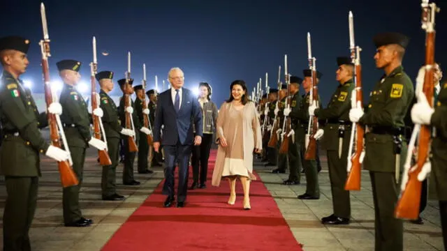 Así fueron recibidos los reyes de Suecia en su llegada a México. Foto: Gobierno de México   