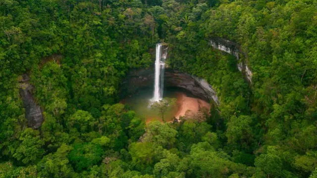 La cascada Arenas se encuentra localizada dentro del Parque Nacional Natural Sierra de la Macarena. Foto: @luismunozfotografia    