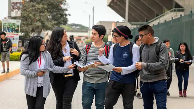 Alumnos podrán llevar clases 100% virtuales. Foto: Difusión Alumnos podrán llevar clases 100% virtuales. Foto: Difusión