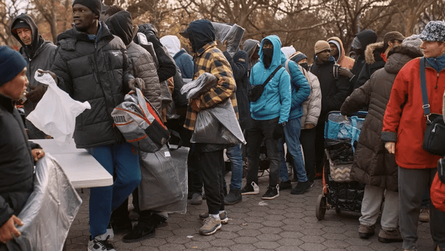 La drástica medida que afectará a los migrantes en Nueva York: solo un grupo será la excepción en Estados Unidos