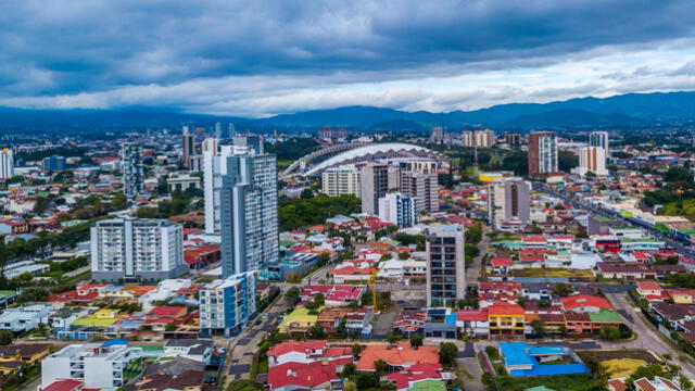 Costa Rica tiene una población diversa de aproximadamente 5 millones de habitantes. Foto: voyagefox   