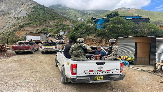 En el 2024, el ejército intervenido solo 25 de las 450 bocaminas ilegales identificadas plenamente en Pataz. En el 2024, el ejército intervenido solo 25 de las 450 bocaminas ilegales identificadas plenamente en Pataz.