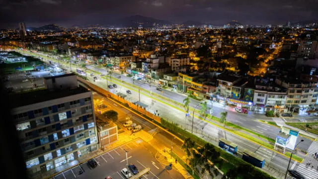 La avenida universitaria pasa por la PUCP, UNMSM y UPN. Foto: PUCP. La avenida universitaria pasa por la PUCP, UNMSM y UPN. Foto: PUCP.