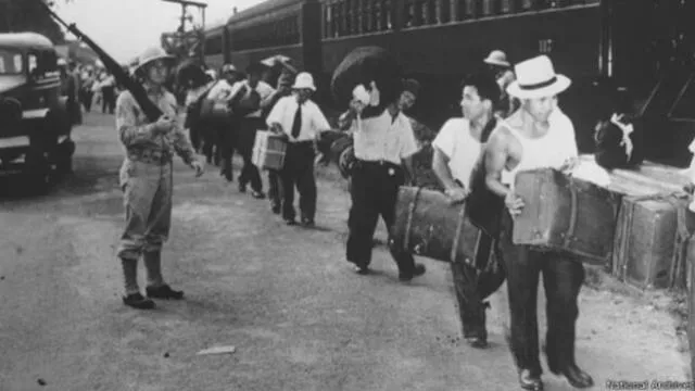 Durante la Segunda Guerra Mundial, en Perú se deportaron ciudadanos japoneses y muchos terminaron en campos de concentración de Estados Unidos. Foto: BBC. Durante la Segunda Guerra Mundial, en Perú se deportaron ciudadanos japoneses y muchos terminaron en campos de concentración de Estados Unidos. Foto: BBC.