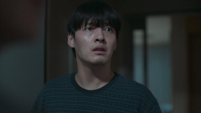 Kang Ha-neul es el protagonista del thriller psicológico 'Mis 84 m'. Foto: Netflix Kang Ha-neul es el protagonista del thriller psicológico 'Mis 84 m'. Foto: Netflix