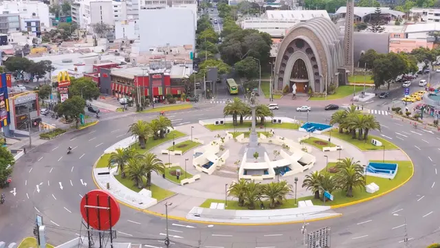 Trabajos en el óvalo Miraflores ocasionó cierre temporal de ciclovía. Foto: difusión   