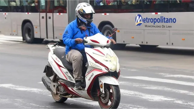  Motociclistas no estarían obligados a colocar la placa de sus vehículos en el casco de seguridad. Foto: MTC   