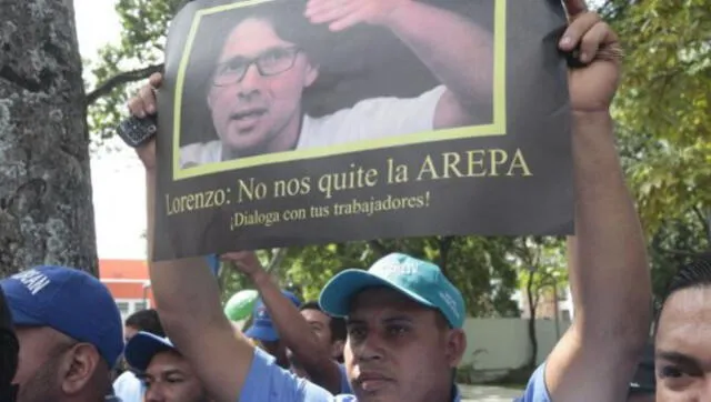 En 2015, trabajadores de Empresas Polar protestaron contra Lorenzo Mendoza, en medio de polémica con el Chavismo. Foto: AVN