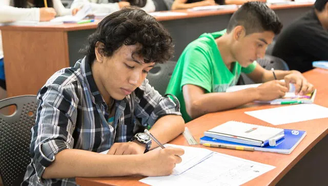 Existe una amplia gama de carreras universitarias que pueden ejercerse tanto en Perú como en otros países. Foto: UDEP   