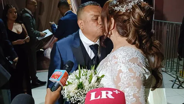  Tony Rosado y Susan Pachecho se dieron el sí tras 36 años juntos. Foto: La República   