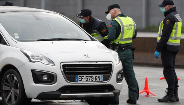 La Guardia Civil de España controlando las calles. Fotos: Internet.