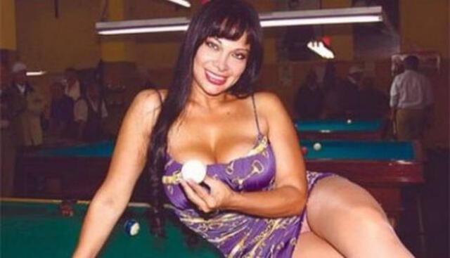 En su mejor momento, July Pinedo fue considera como una "bomba sexy" en el entretenimiento peruano.