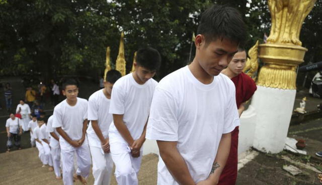 ¿Por qué niños rescatados en Tailandia se instalarán en templo budista? [ FOTOS]