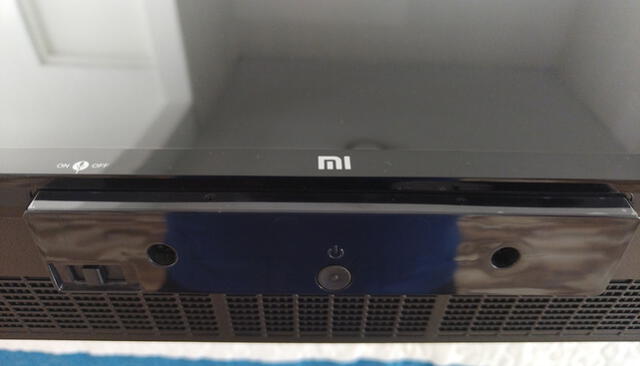 Parte baja del Xiaomi Mi TV P1 de 55''