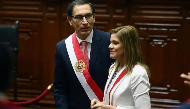 Martín Vizcarra y Mercedes Aráoz