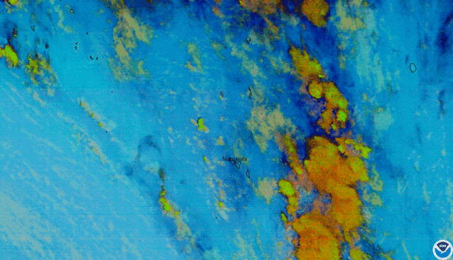 Imágenes del volcán submarino en canales infrarrojos. Foto: GOES West - NOAA