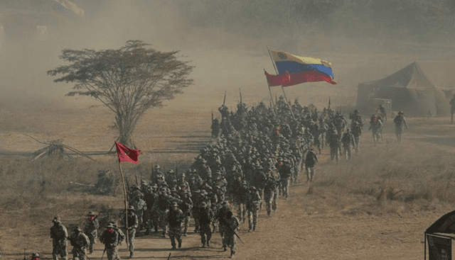 Al grito “fuera Trump de Venezuela” Maduro inició ejercicios militares [FOTOS]