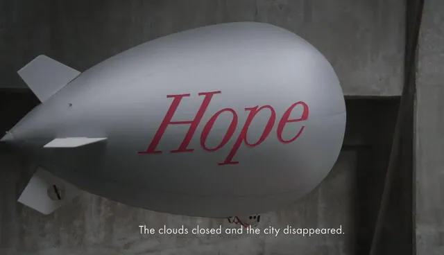 Colección de Louis Vuitton tuvo el mensaje de "esperanza" como concepto en su pasarela. Foto: captura