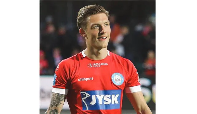 Oliver Sonne juega en la Primera División de Dinamarca. Foto: Instagram de Oliver Sonne publicó esta historia durante fiestas patrias. Foto: captura de Instagram de Oliver Sonne