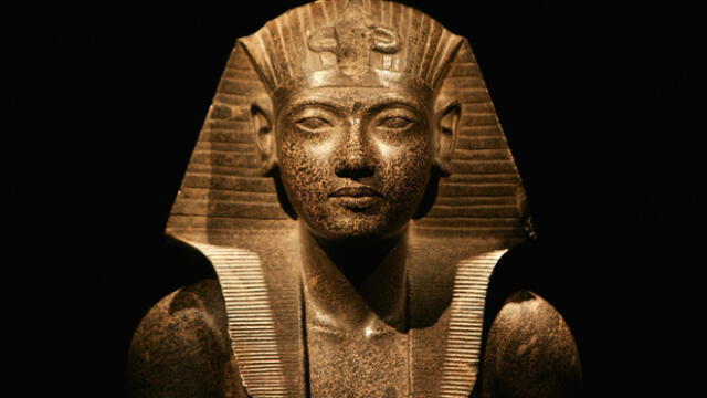 Hallazgo de estatua de faraón confirma que este pasaje bíblico sí ocurrió [FOTO]