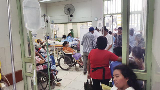 Hospital Santa Rosa colapsa por exceso de pacientes 