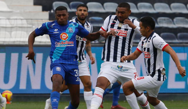 Aldair Fuentes volvió a Alianza Lima en el 2022. Foto: GLR