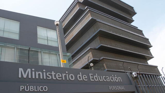 Piden denunciar actos de corrupción en el sector educación. Créditos: La República.