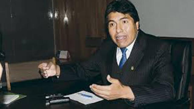 Delincuentes roban a alcalde de Puno y se llevan información valiosa de la gestión