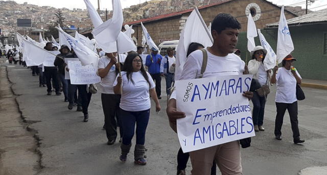 En Puno marchan pidiendo alto a las protestas para no afectar el turismo