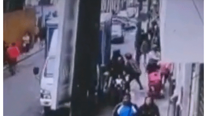 Centro de Lima: con hachas y armas roban más de 50 mil soles en joyería [VIDEO]