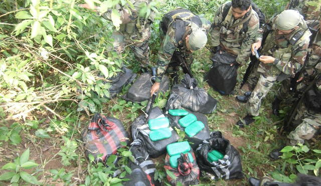 Comandos antidrogas incautan más de 200 kilos de cocaína en Ayacucho
