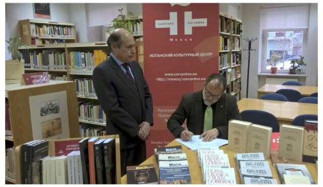 Instituto Cervantes de Moscú recibe libros donados por el Perú