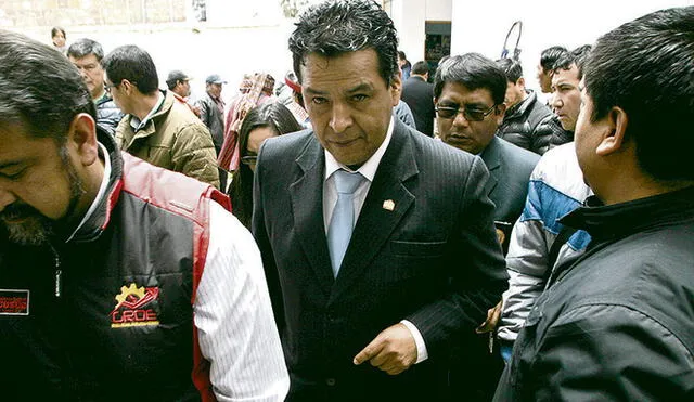 Acuerdo que suspende a gobernador regional de Cusco aún no es publicado