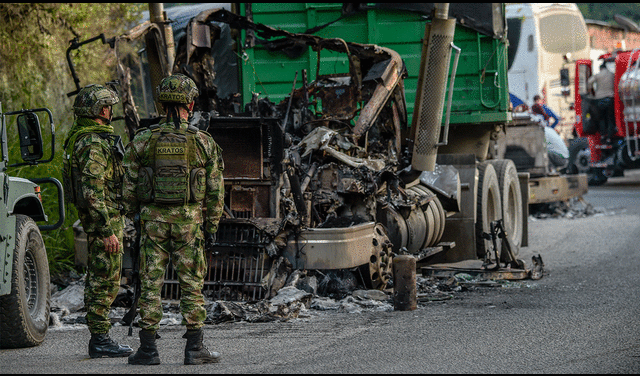 A las 02.55 hora local (07.55 GMT), miembros del Frente Jaime Martínez atacaron al Ejército colombiano con fusil, tatucos y granadas en la vereda Munchique. Foto: AFP