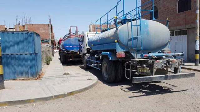 Tacna: Allanan dos viviendas y decomisan tres cisternas por venta de agua robada