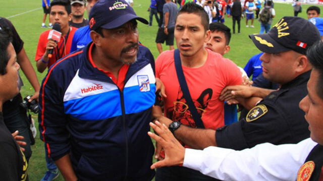 Segunda División: José Soto fue suspendido de oficio por agredir a policía 